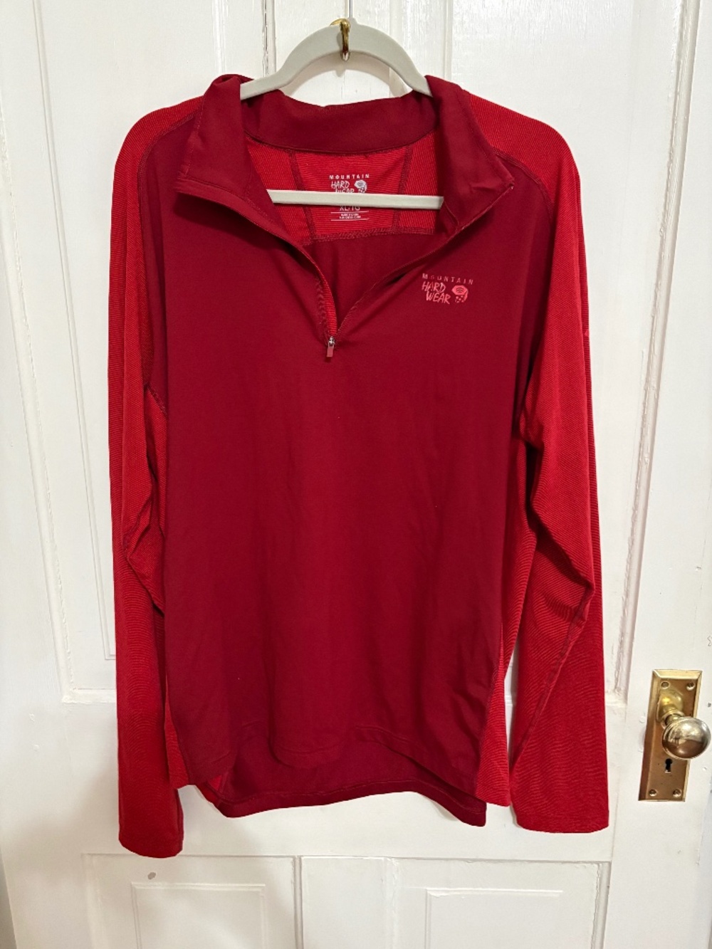 Mountain Hardwear Pullover Mens XL Red 1/4 Zip Hiking Long Sleeve Top